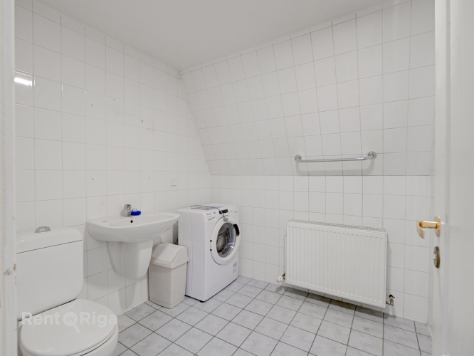 Объявление. Two-Level Apartment in Jacob\'s Barracks  The first level features a spacious kitchen, a separate Цена: 755 EUR/мес. Foto #8
