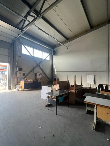 Sludinājumi. Apkurināmas noliktavas telpas + teritorija Piņķos.  + 1. stāvs.  + Griestu augstums līdz pārliktin~ Cena: 4212 EUR/mēn Foto #8